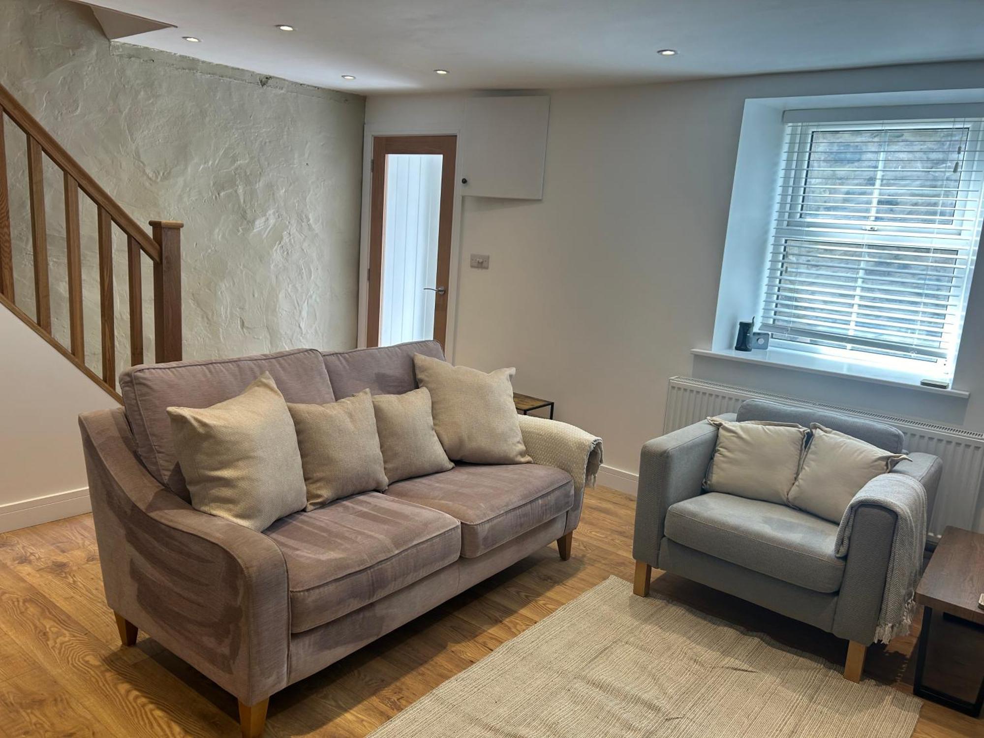 Cosy Modern Miners Cottage Llanllechid Exterior photo